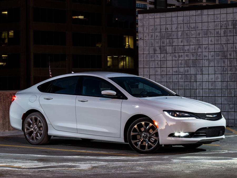  Chrysler 200 S 2014 года  (фото 37 из 69)